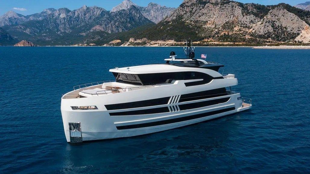 Lazzara UHV 87 For Sale