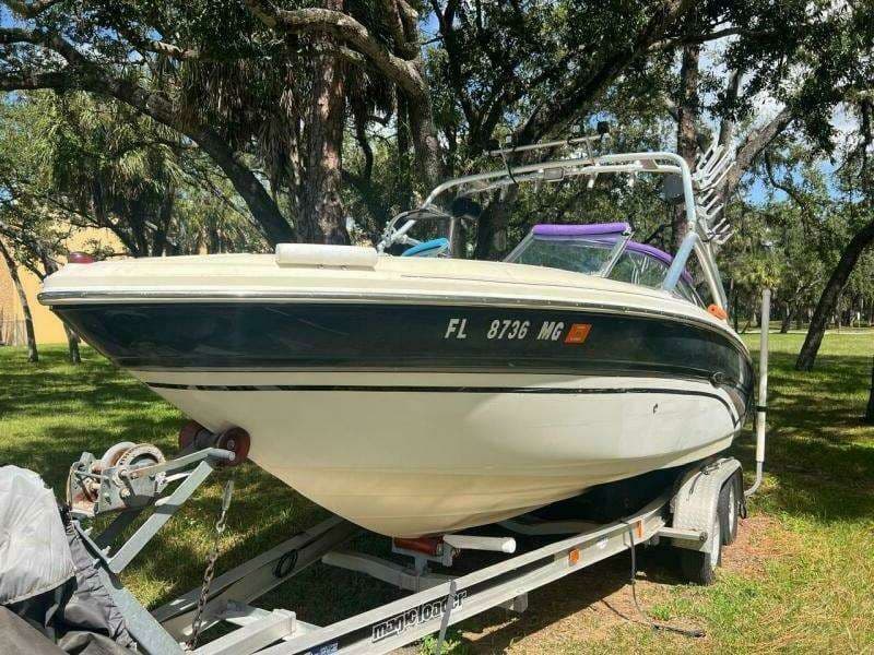 Sea Ray 220 Bow Rider for Sale