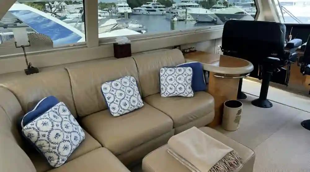 2000 Lazzara 76 Skylounge Vendido en Fort Lauderdale, Florida Motor Yacht 4
