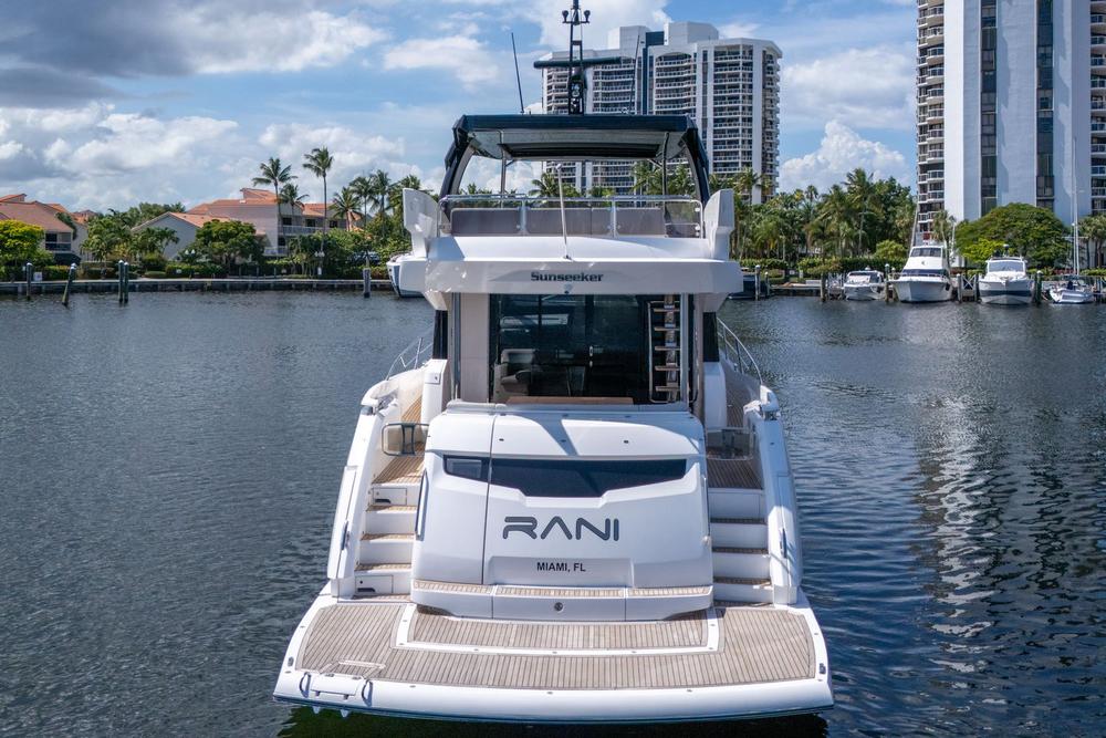 Sunseeker-Manhattan68_ext06.jpg