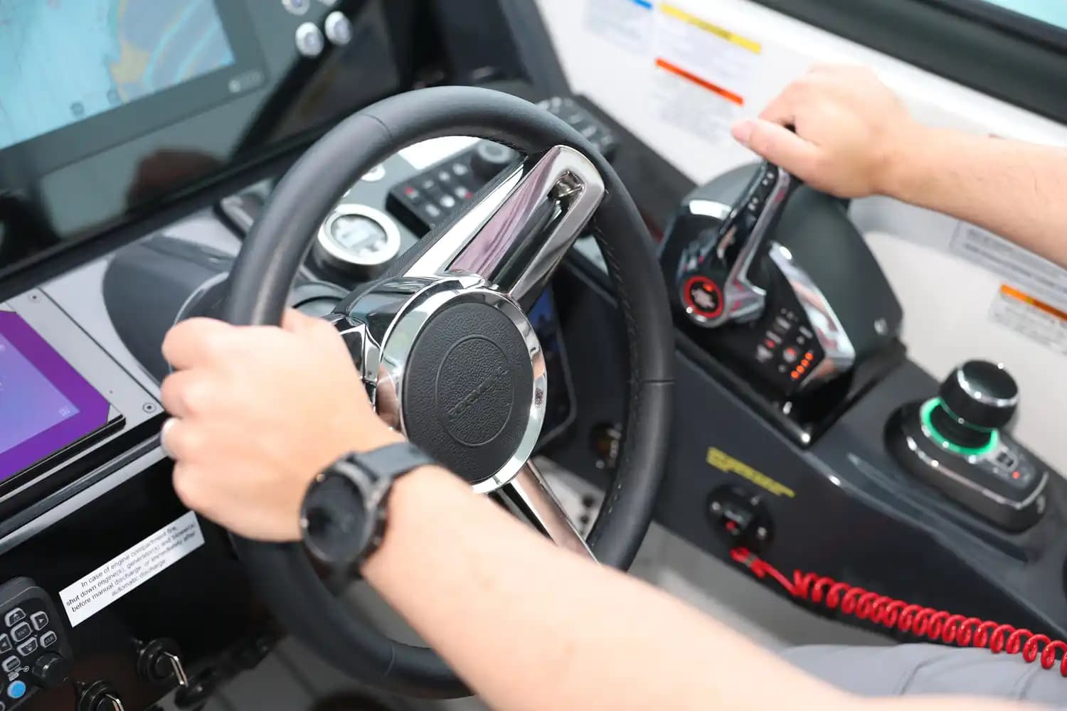 2026 Formula Boats 360 Crossover Bowrider for Sale in Fort Lauderdale, Florida Bowrider 3
