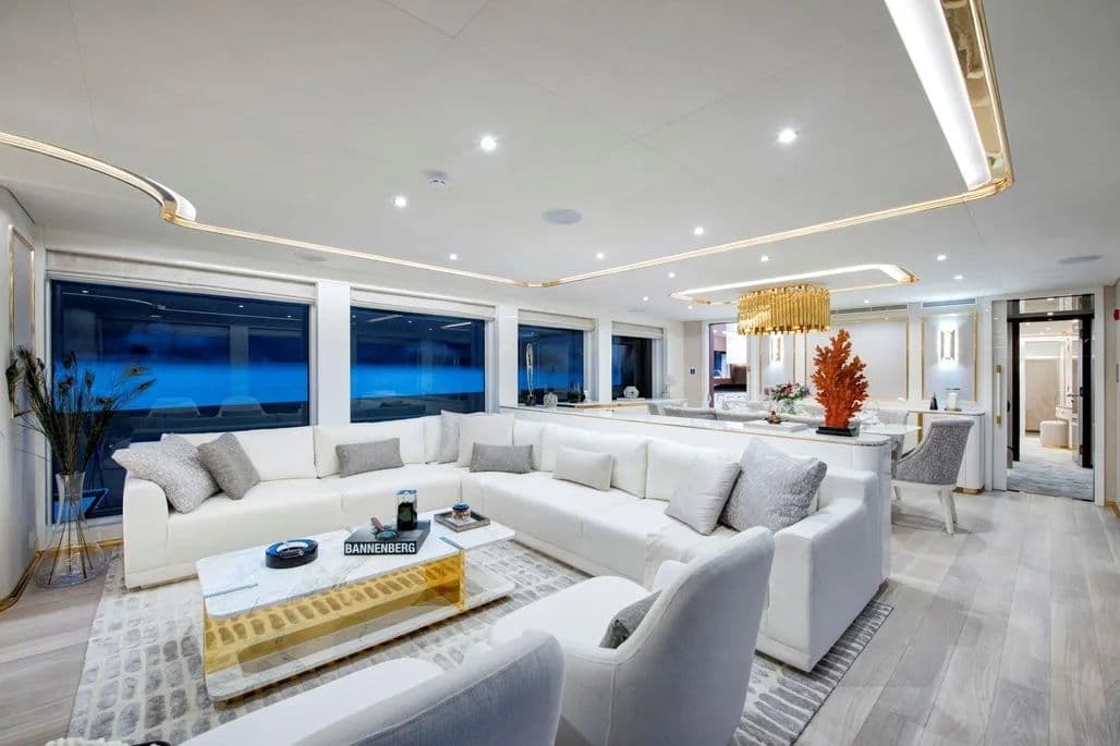 2027 Lazzara UHV 90 for Sale in Fort Lauderdale, Florida Motor Yacht 3
