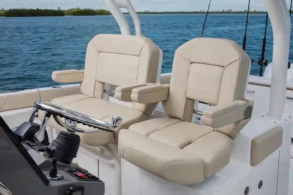2021 Pursuit S 328 zum Verkauf in Rye, New York Center Console 5