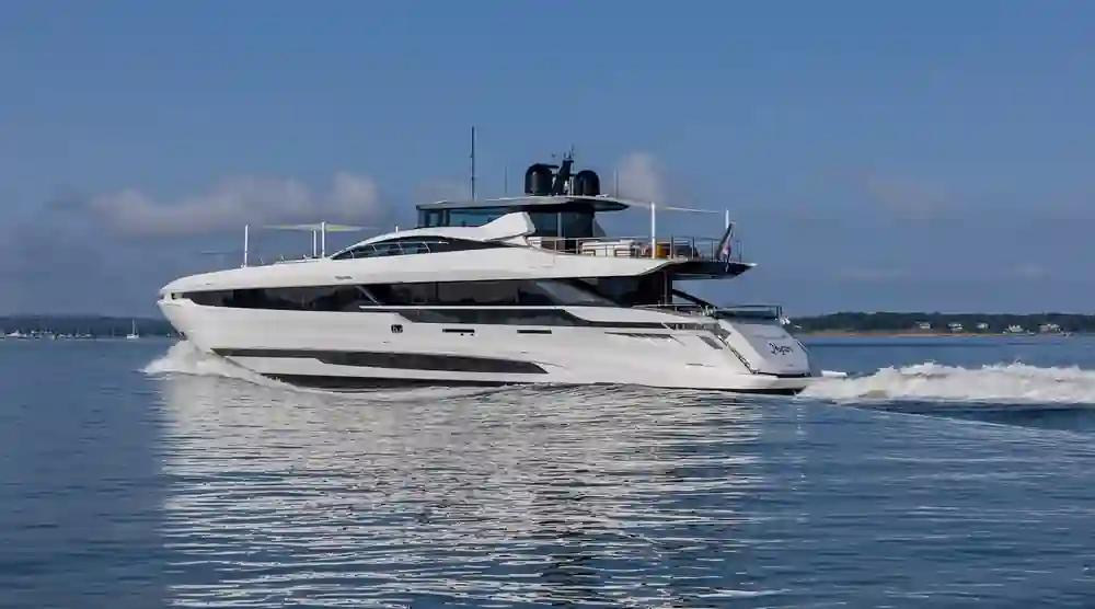 Mangusta Gransport 33 zum Verkauf