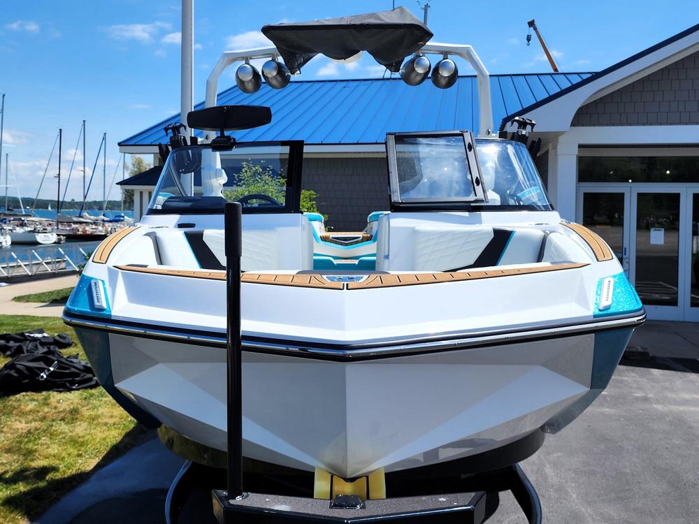 2022-nautique-super-air--g23-power-9478374-20240722114329162-1_XLARGE.jpg