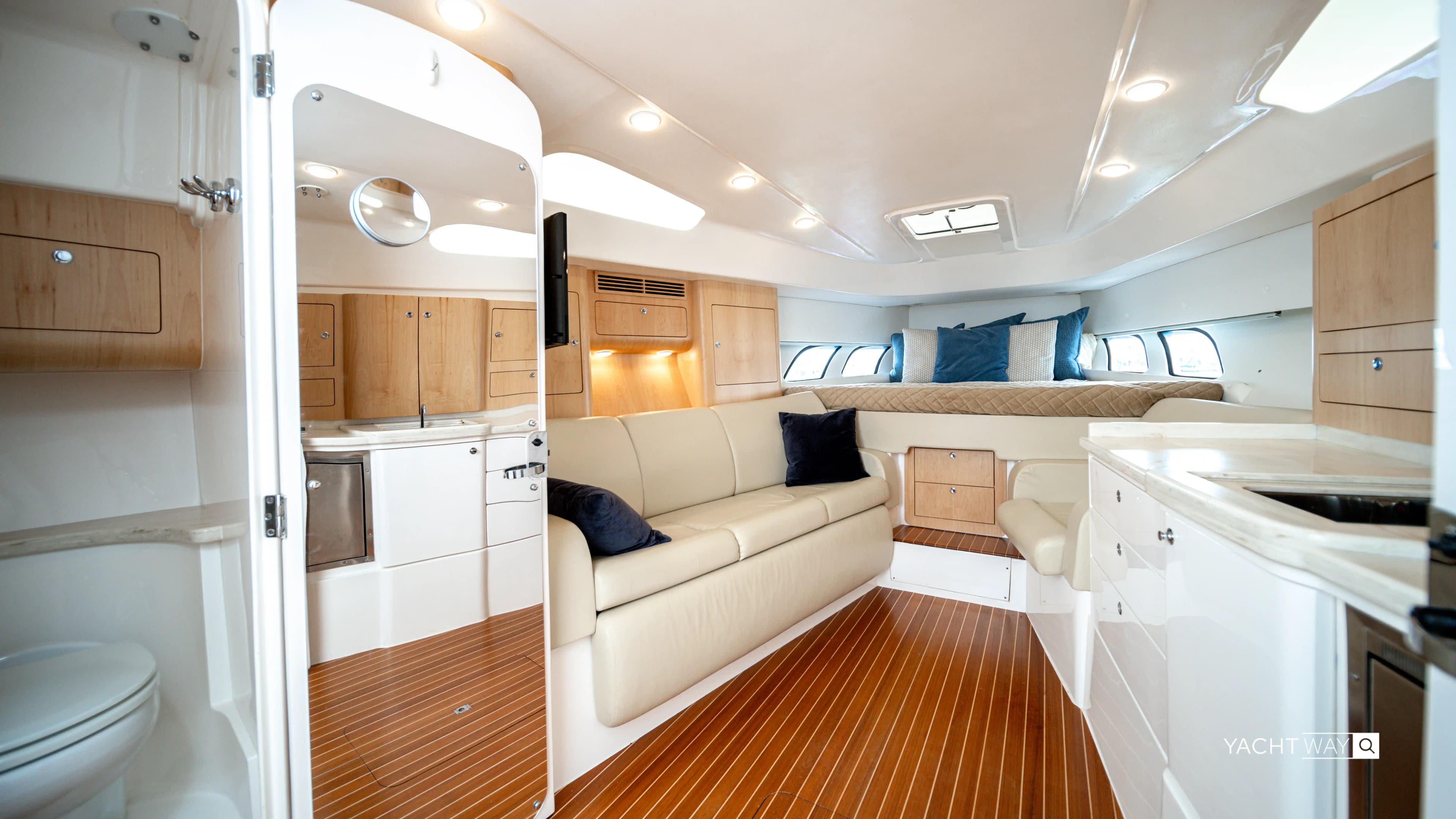 2019 Intrepid Powerboats 430 Sport Yacht for Sale in Naples, Florida Sport Cruiser 4