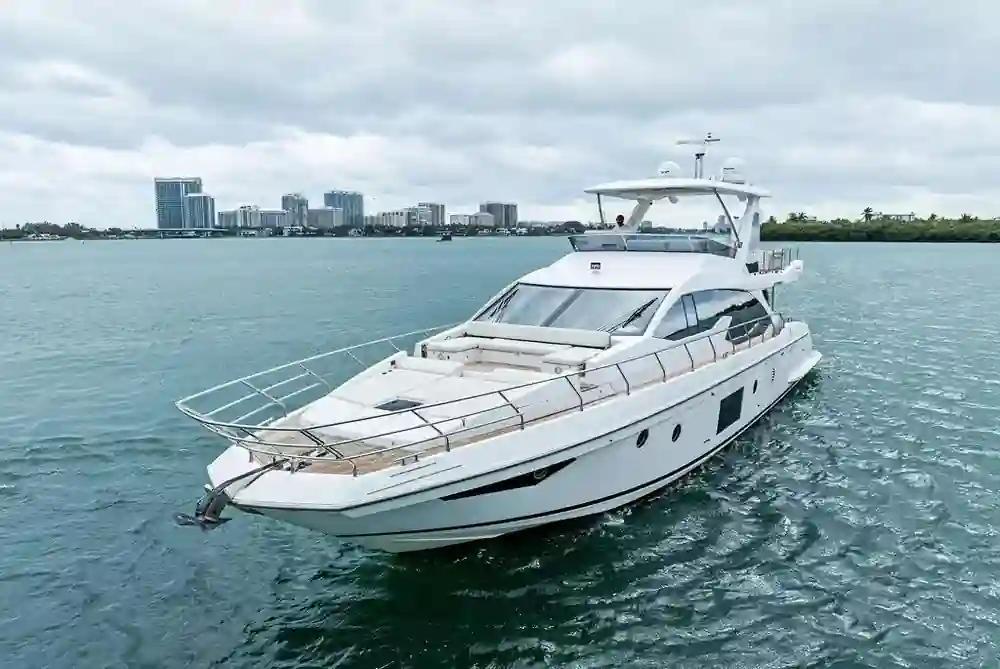 Azimut 66 te koop