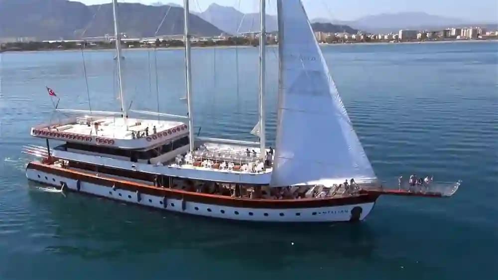 2009 Custom Manavgat GT 457 for Sale in Batumi, GE Motorsailer 4