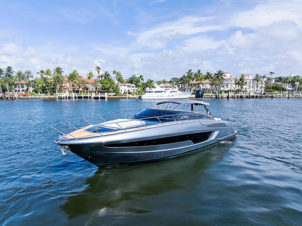 2019-riva-56-rivale-power-9865126-20250724084131323-1.jpg