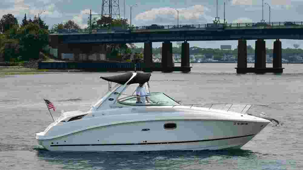 2010 Sea Ray 280 Sundancer