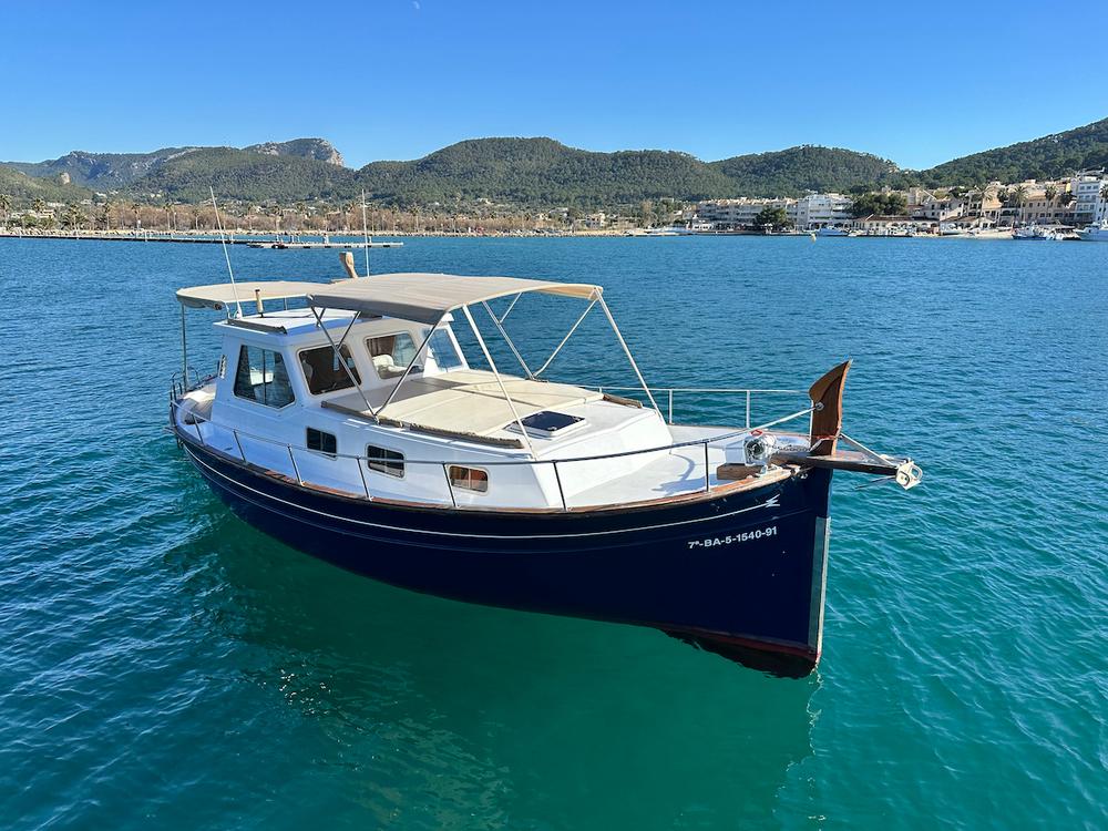 Myabca-900-aquila-llaut-for-sale-Mallorca-easyboats-side-starboard.jpg