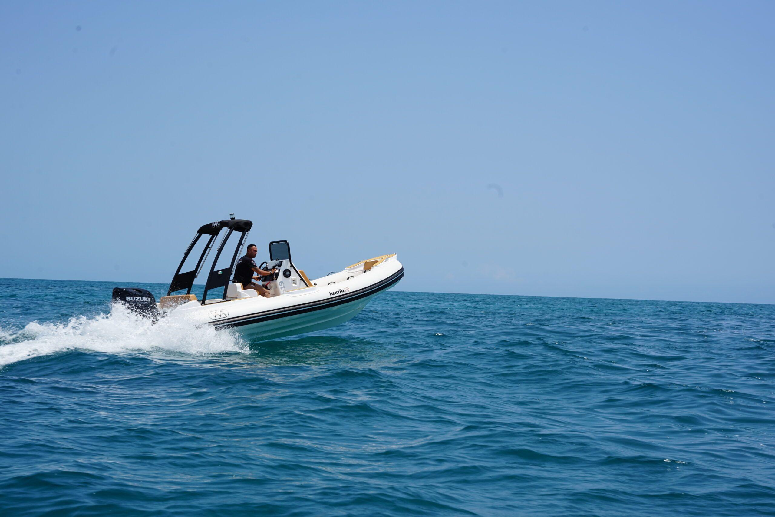 Aqvaboats Luxurib 19 For Sale