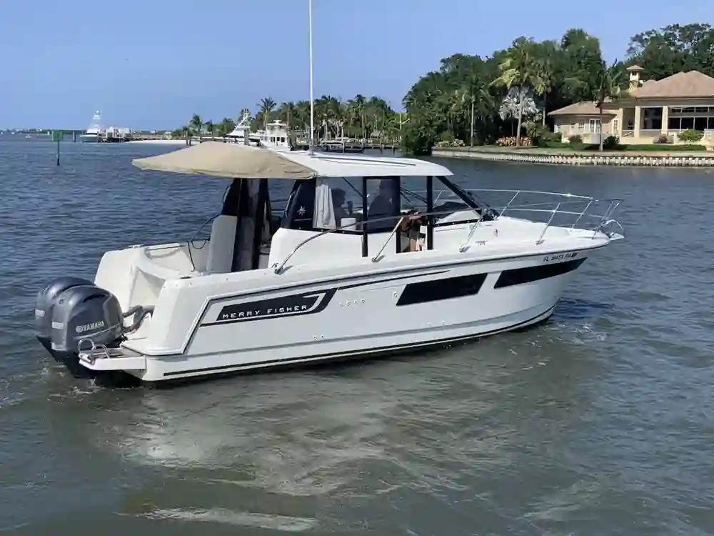 Jeanneau Merry Fisher 855 a la venta