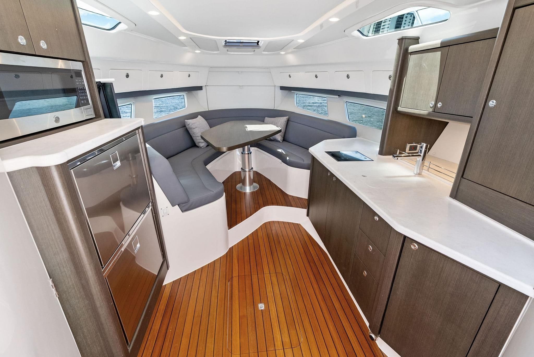 2022 Intrepid Powerboats 438 Evolution for Sale in Naples, Florida Express Cruiser 4