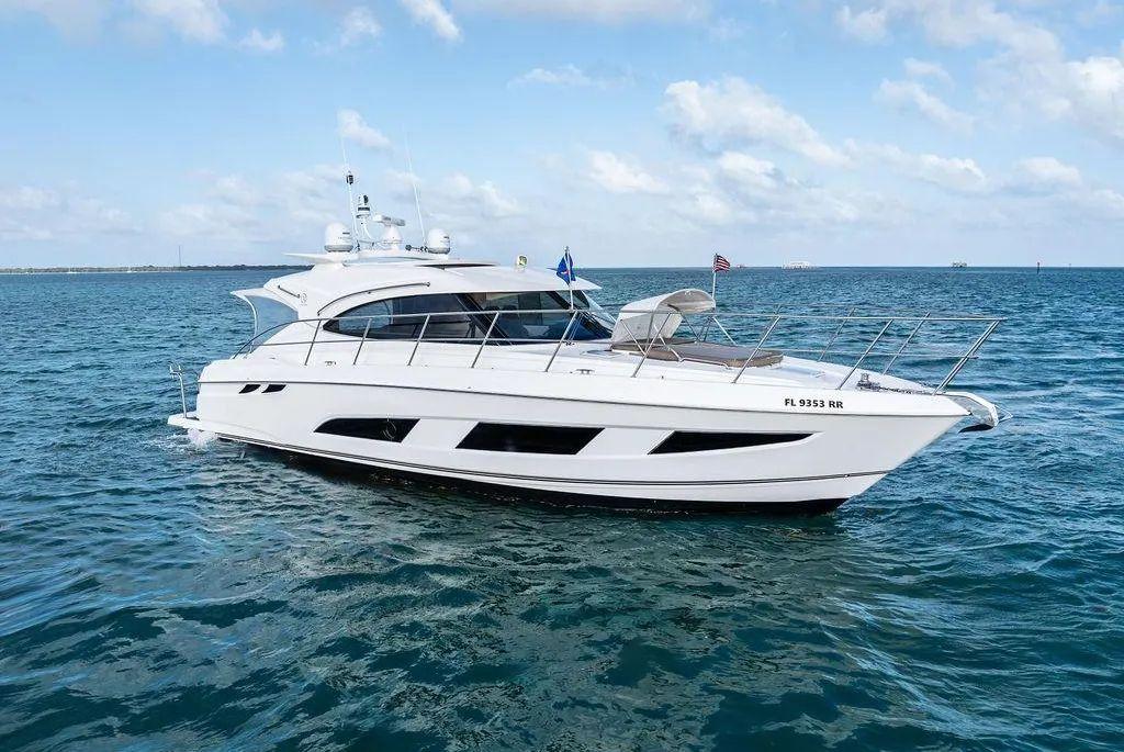 Riviera 4800 Sport Yacht For Sale