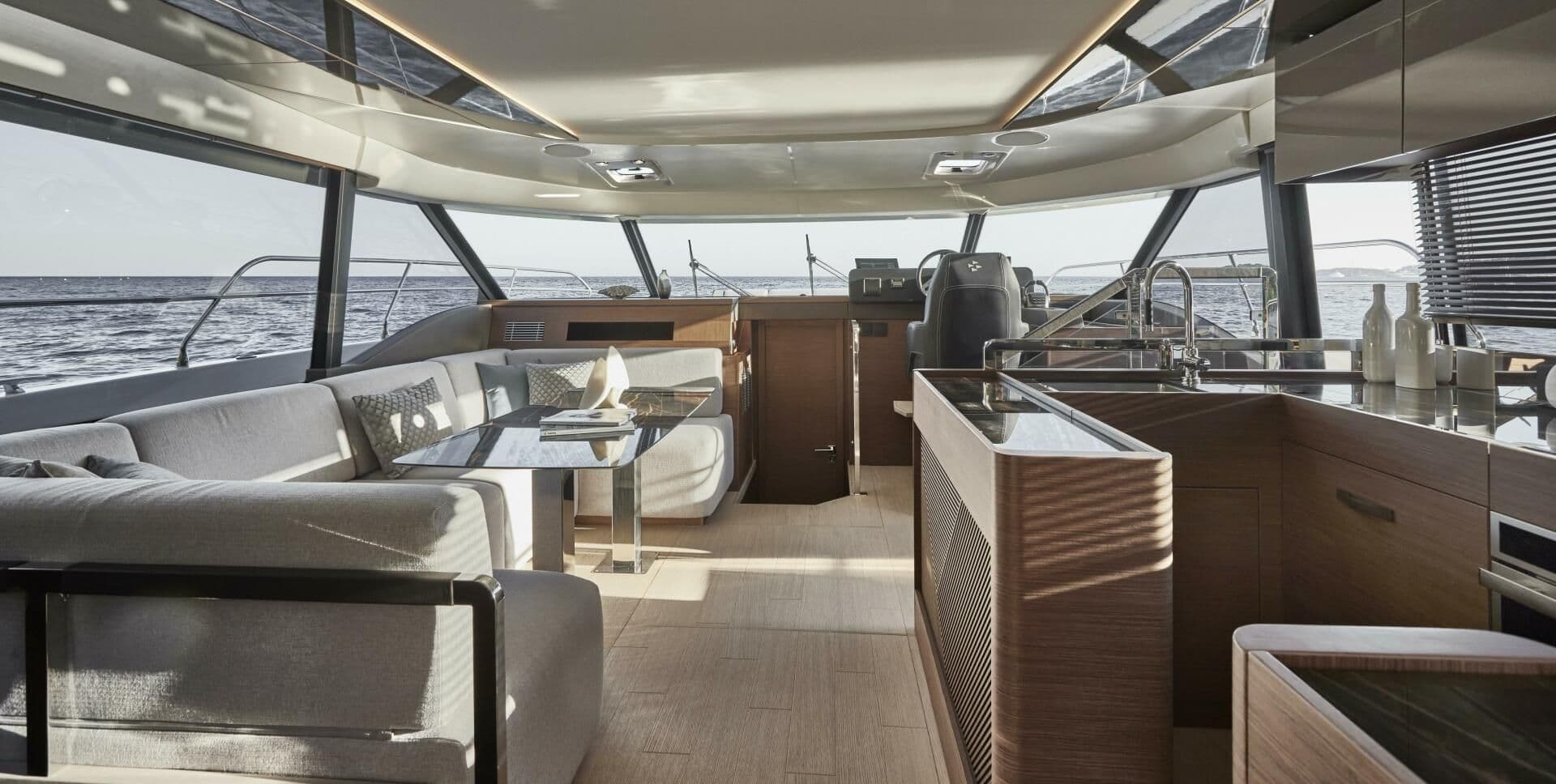 2025 Prestige M48 zum Verkauf in Dania Beach, Florida Express Cruiser 2