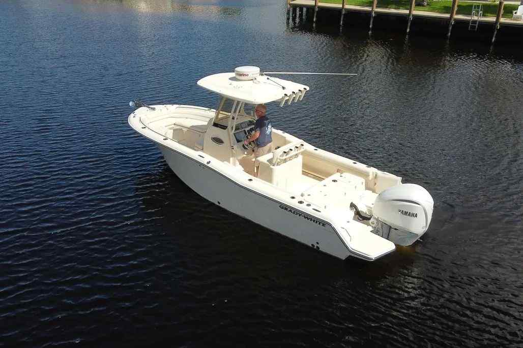 Yacht