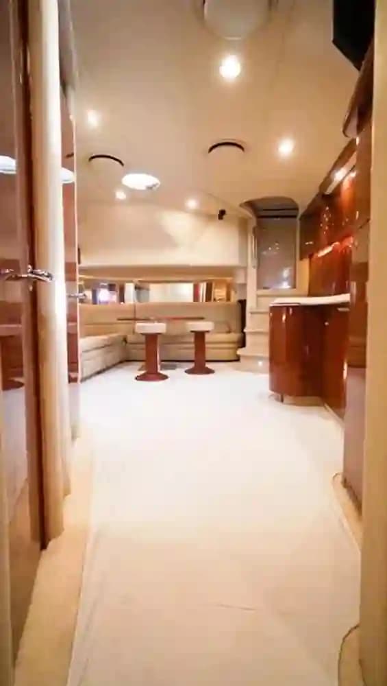 2002 Sea Ray Sundancer 510 for Sale in Pompano Beach, Florida Motor Yacht 4