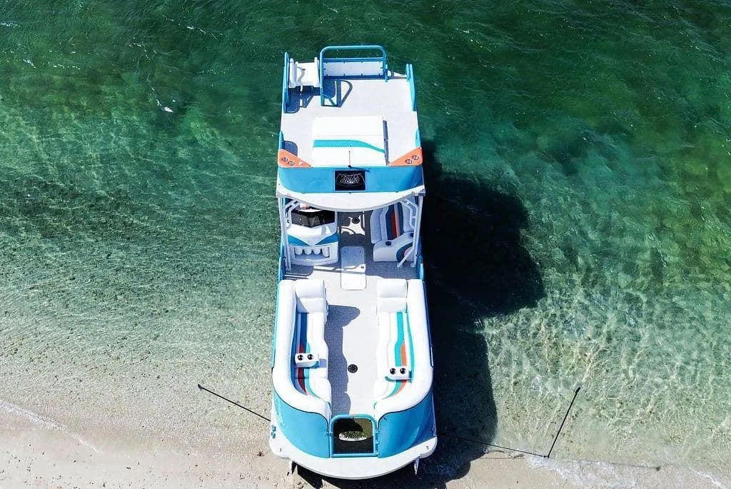 Aloha 260 Paradise Sundeck for Sale