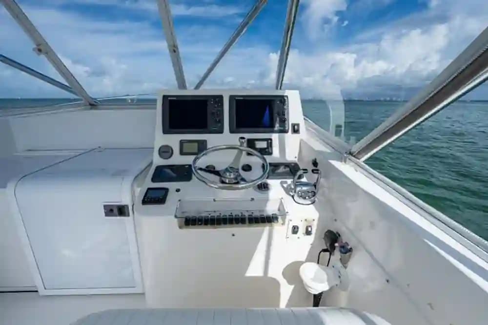 2006 Topaz 32 Express te koop in Key Biscayne, Florida Saltwater Fishing 2