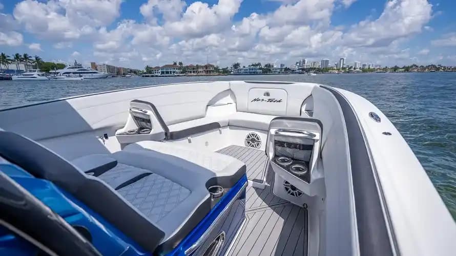 2025 Nor-Tech 390 Sport for Sale in Fort Lauderdale, Florida Center Console 2