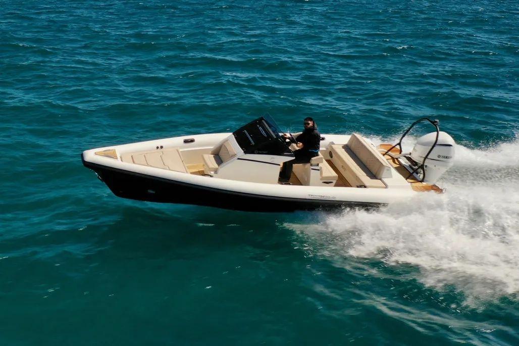 Technohull GT7 For Sale