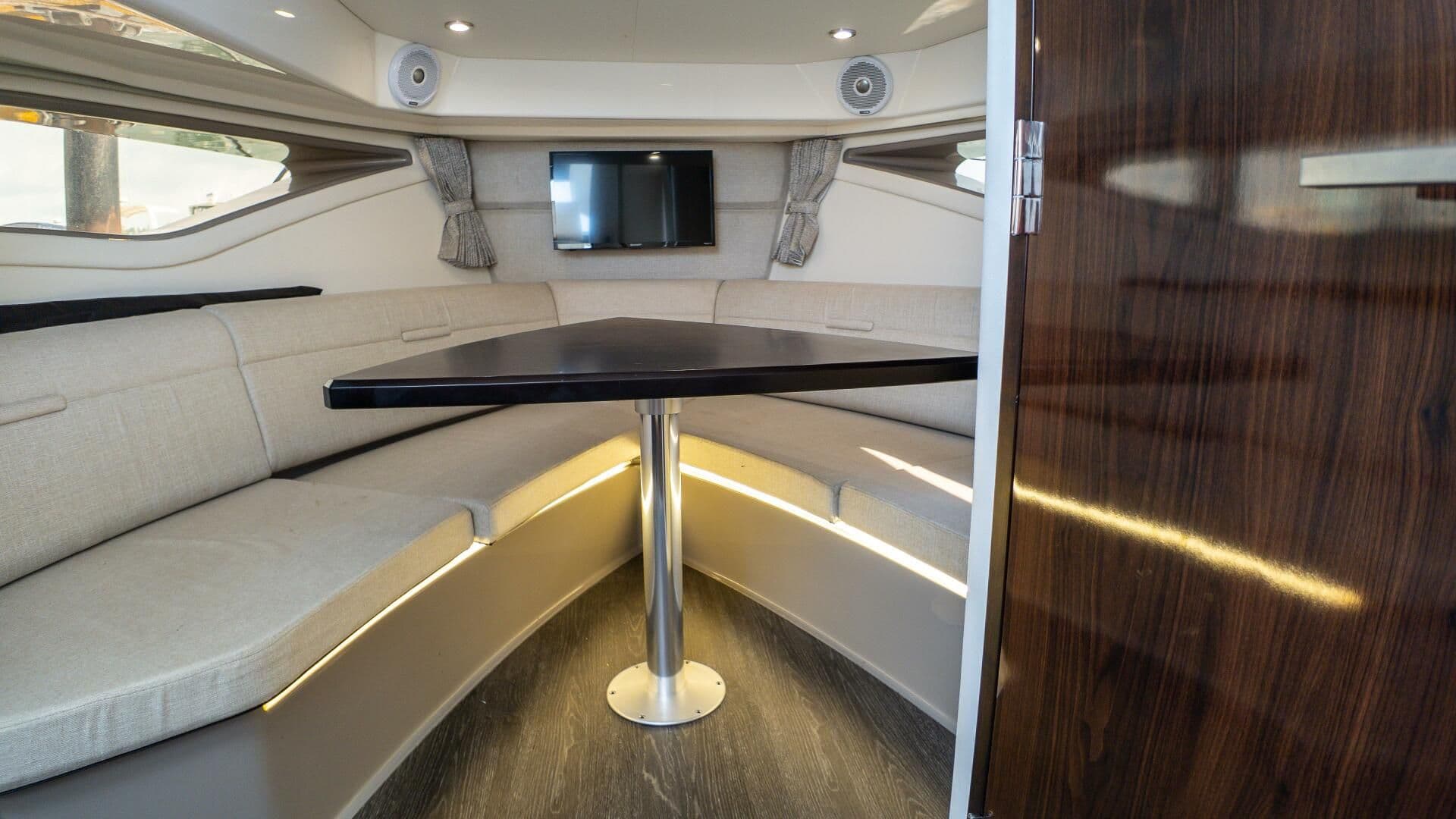 2019 Sea Ray Sundancer 320 for Sale in Port Washington, Wisconsin Express Cruiser 2