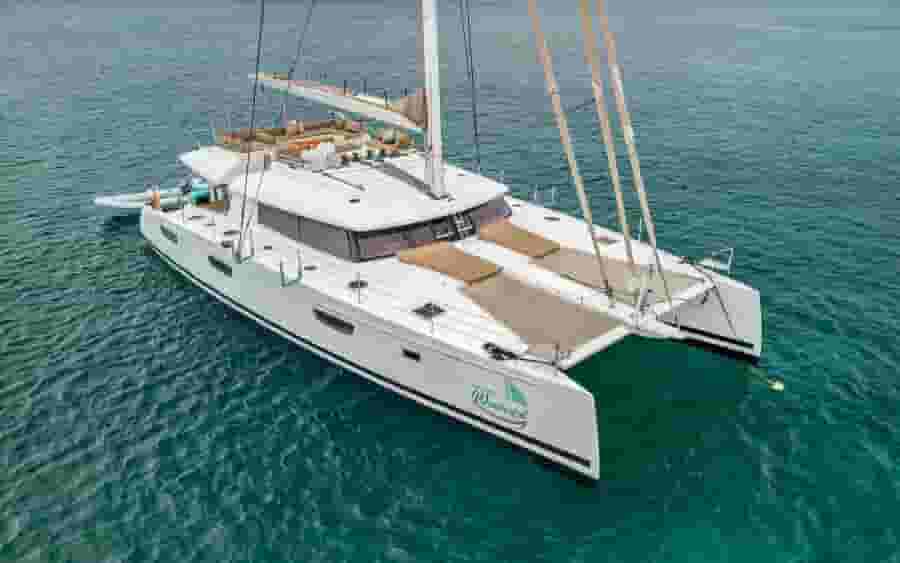 2016 Fountaine Pajot 72