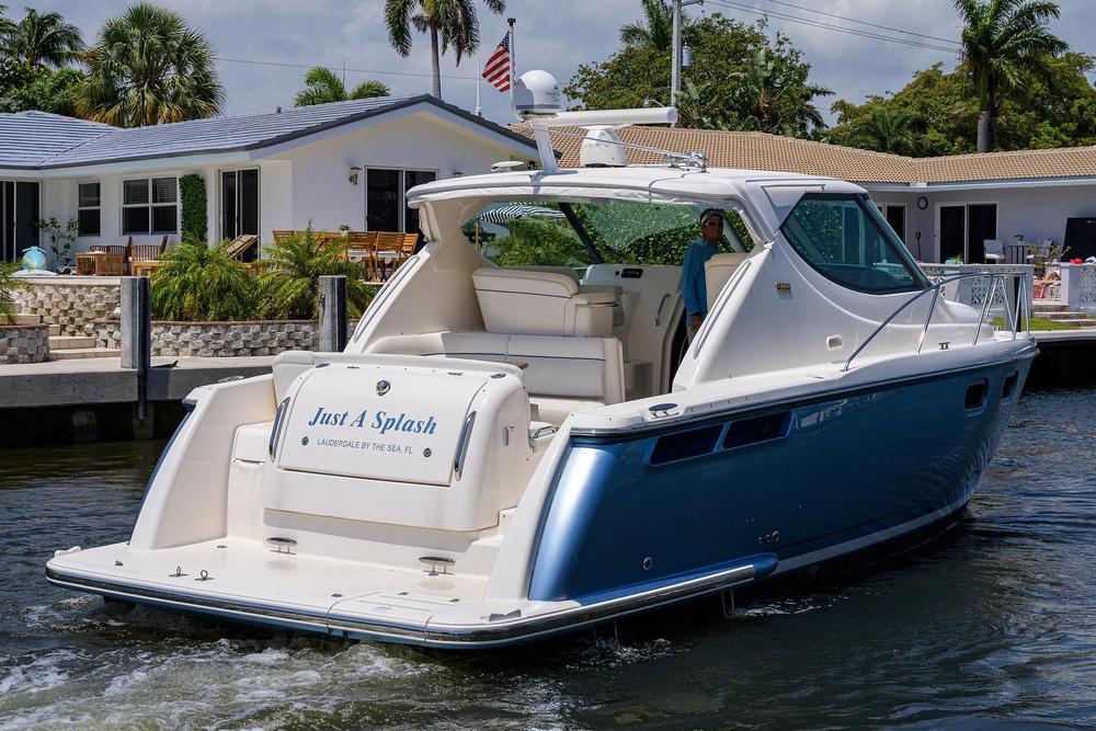 2013 Tiara Yachts 3900 Sovran