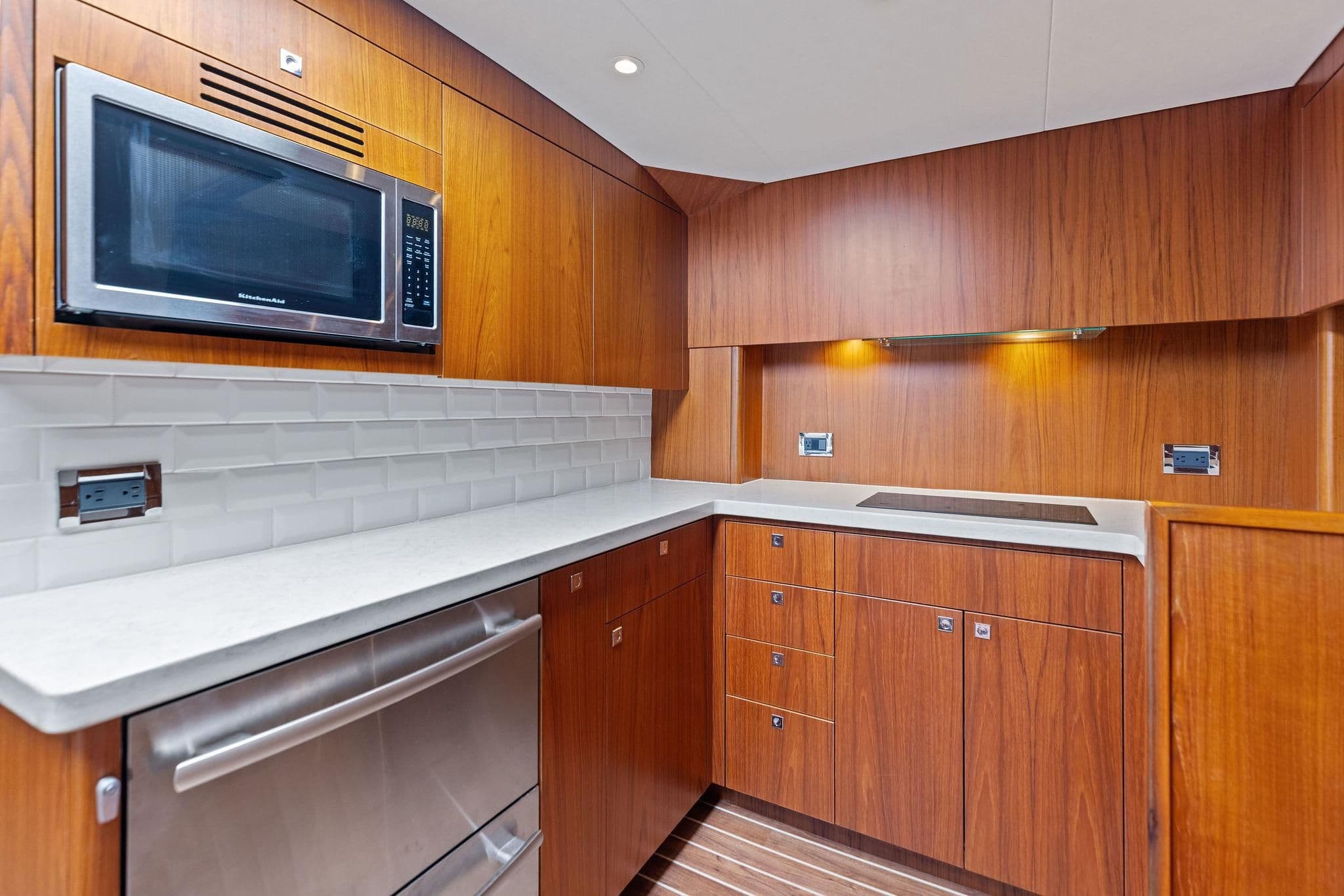 2016 Hatteras GT45X zum Verkauf in Stuart, Florida Express Cruiser 3