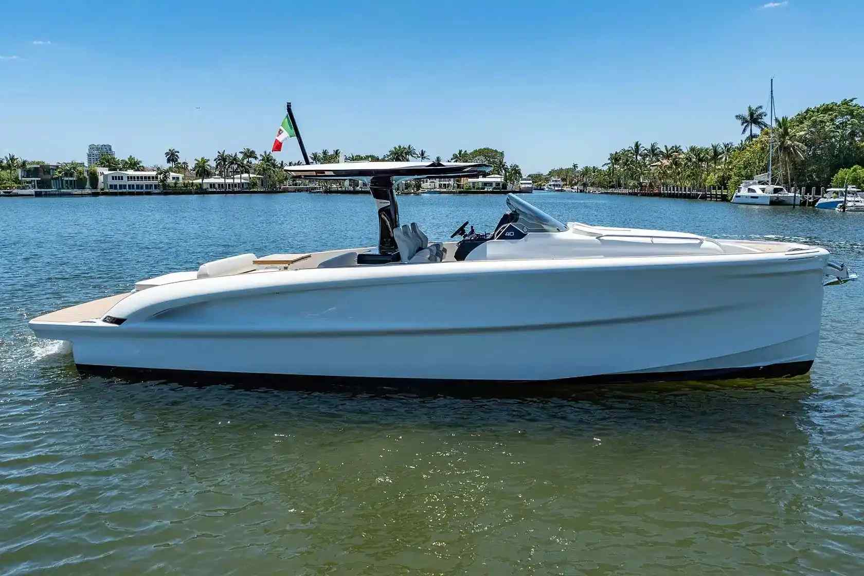 Yacht