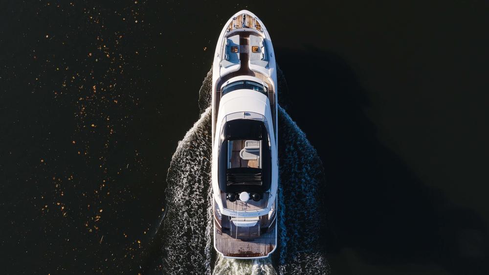 2016-monte-carlo-yachts-mcy-65-power-9851025-20250624155947668-1.jpg