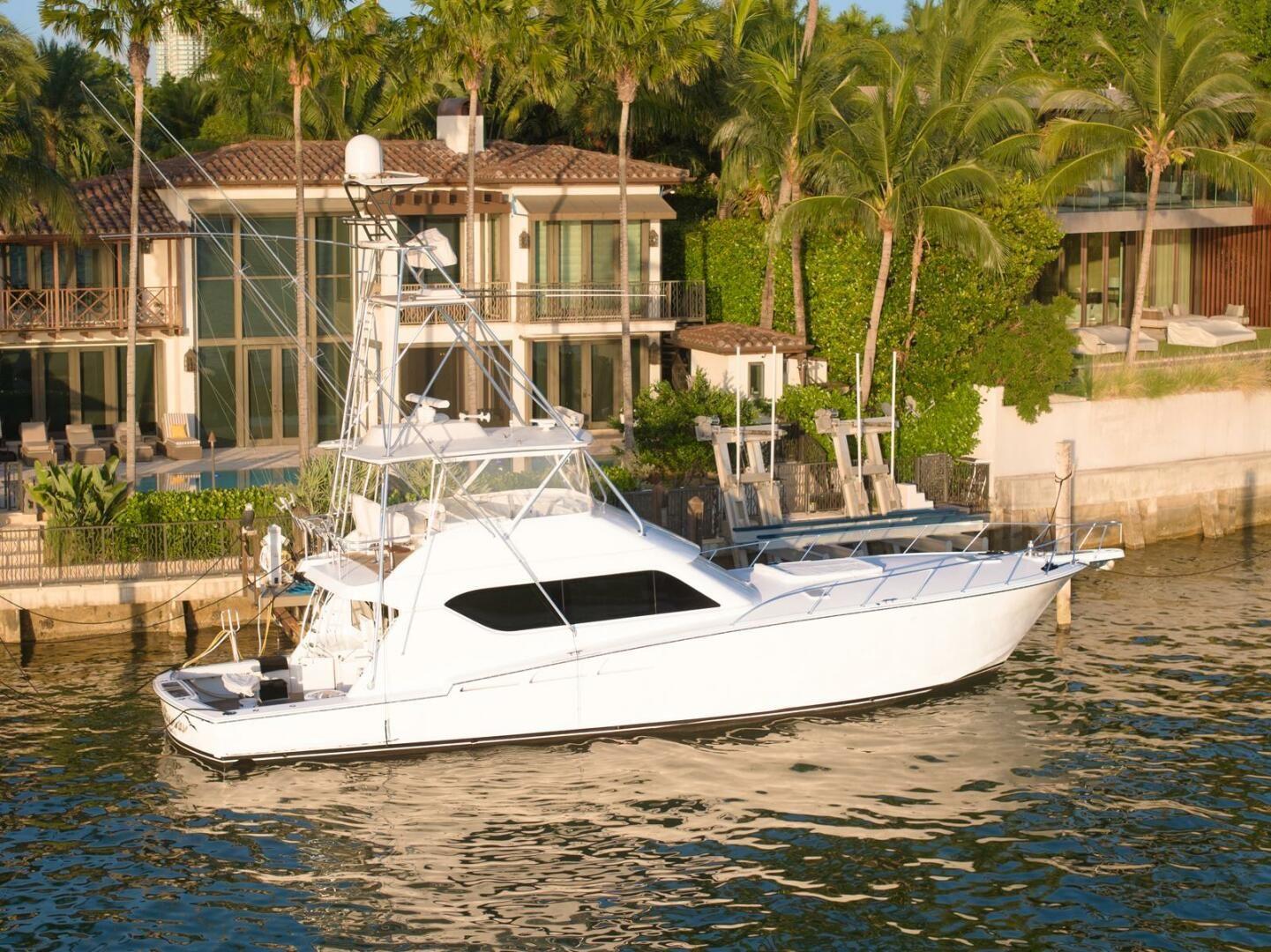 Hatteras 60 Convertible For Sale