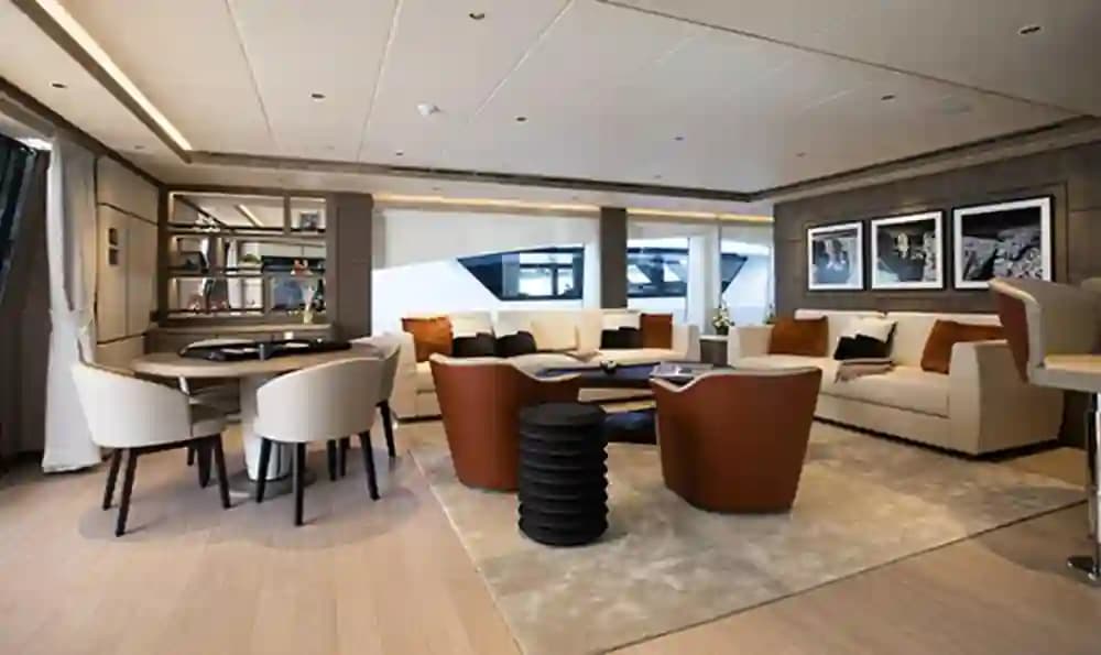 Majesty Yachts 140 te koop
