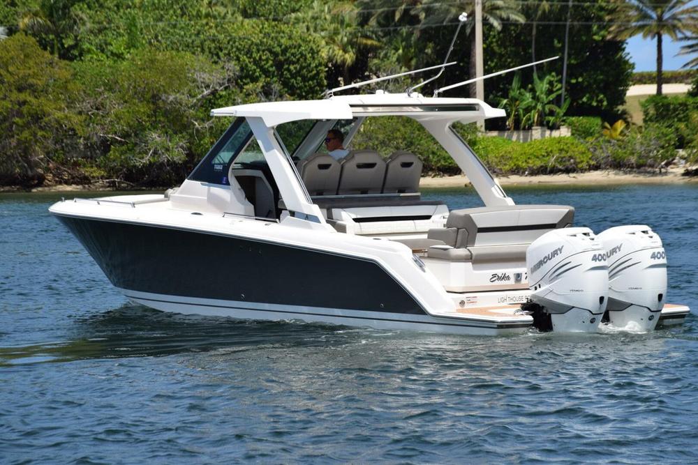 2023 Tiara Yachts 34LS