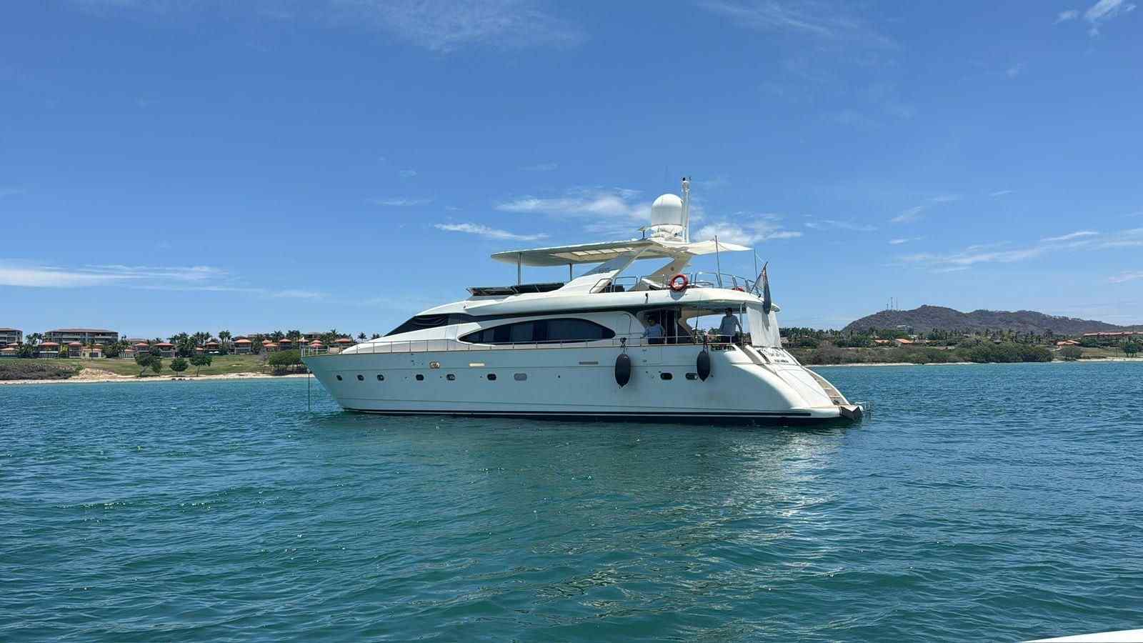 Yacht
