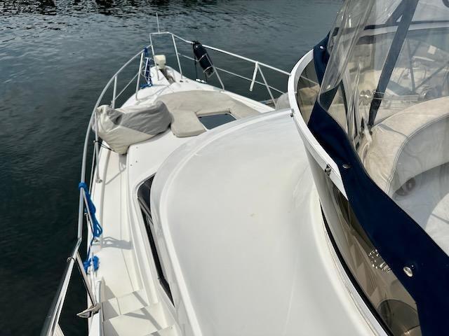 Silverton 352 Motor Yacht For Sale