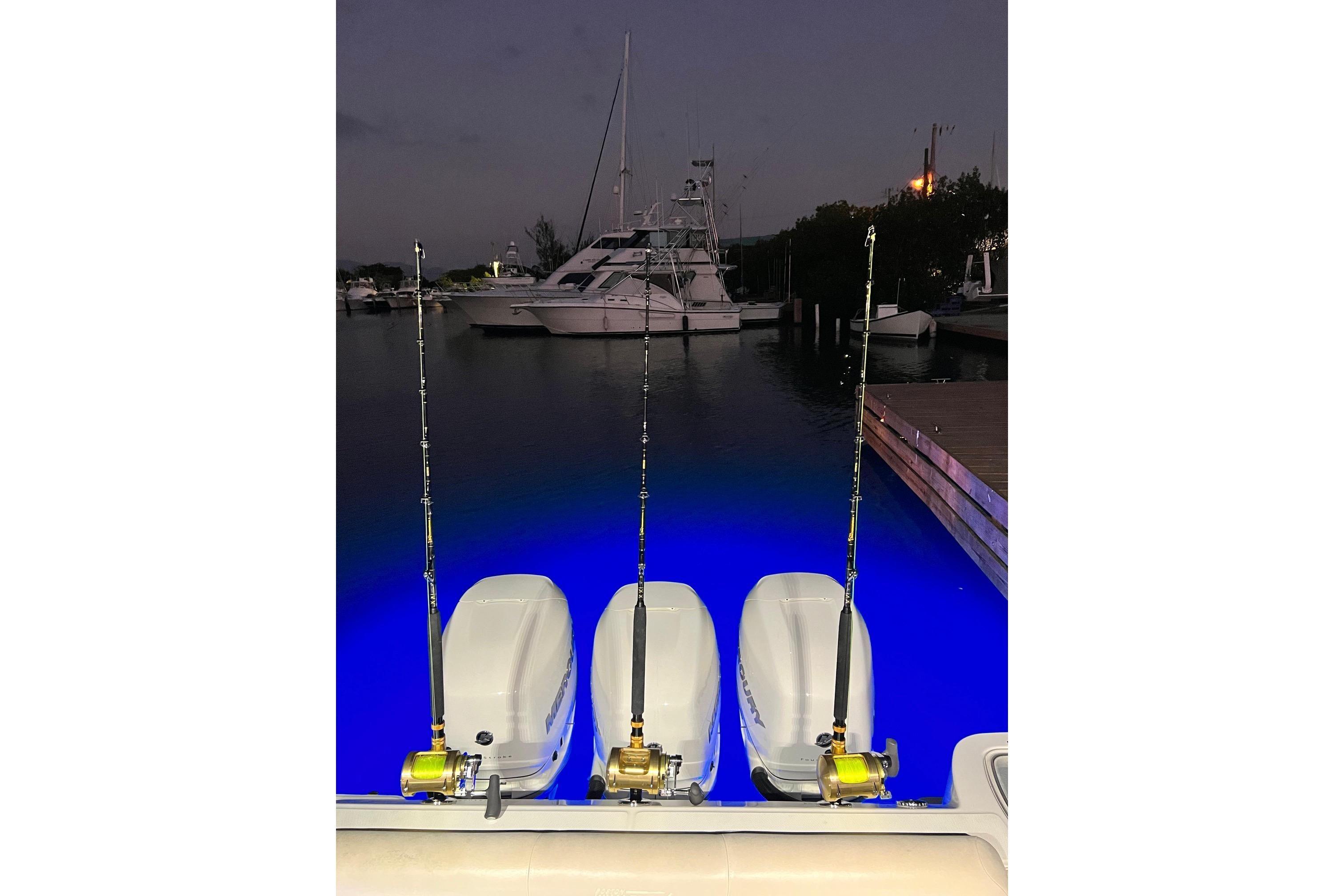 Boston Whaler 345 Conquest For Sale