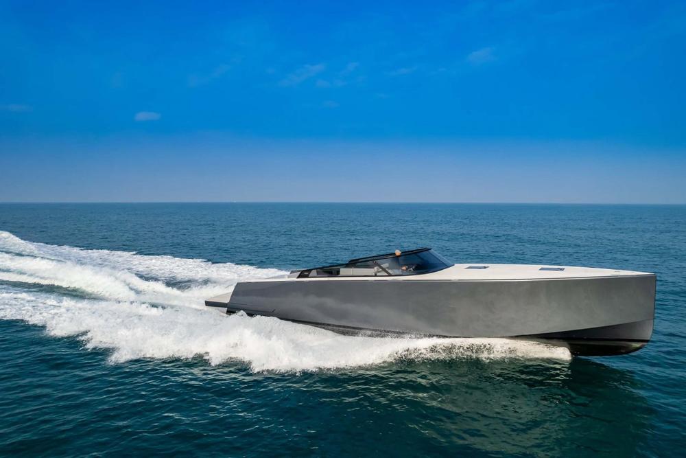 2025 VanDutch Yachts 56