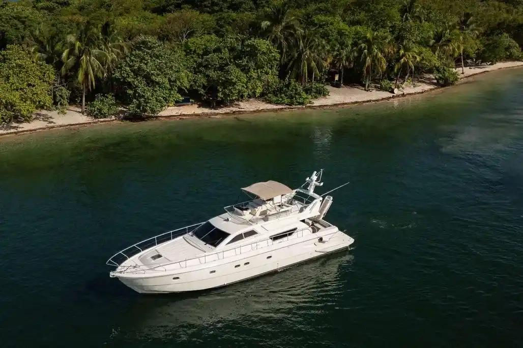 Ferretti Yachts 55 For Sale