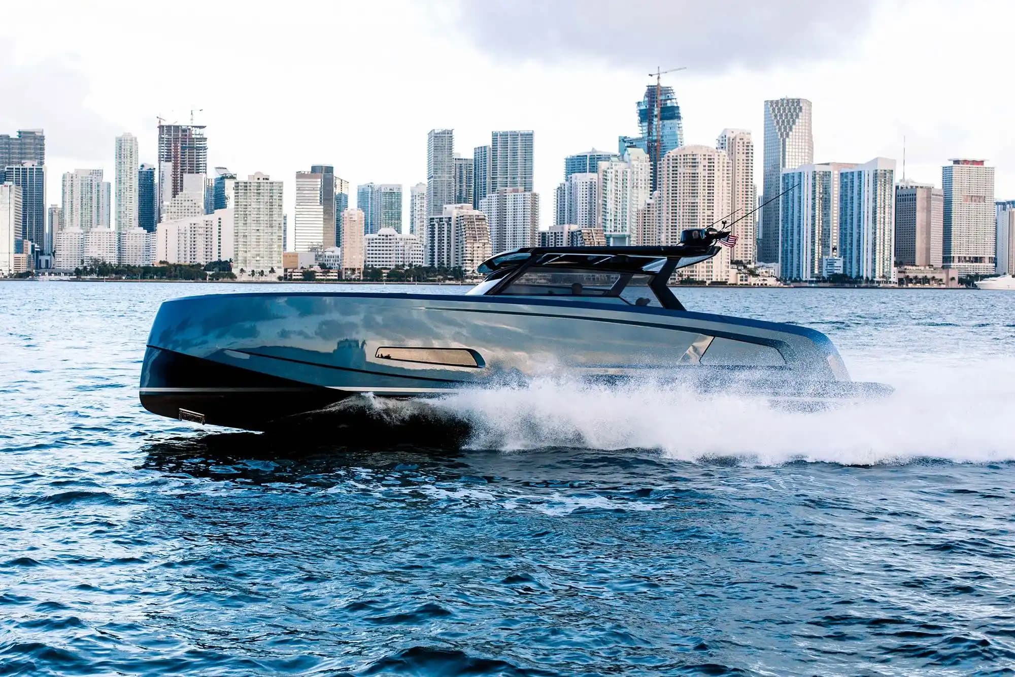 Vanquish Yachts VQ45 For Sale