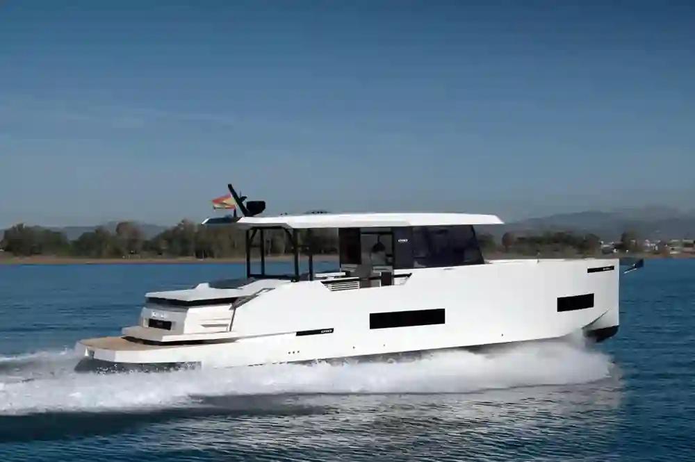 De Antonio Yachts D50 Coupe For Sale