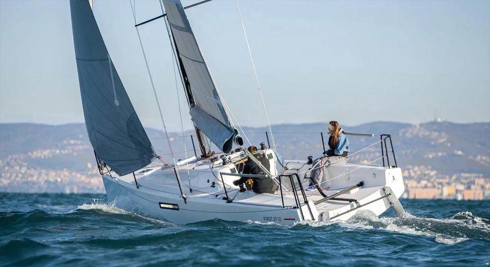 2025 Beneteau First 27 SE