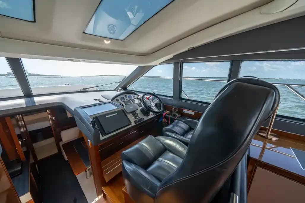 Princess Yachts V52 zum Verkauf