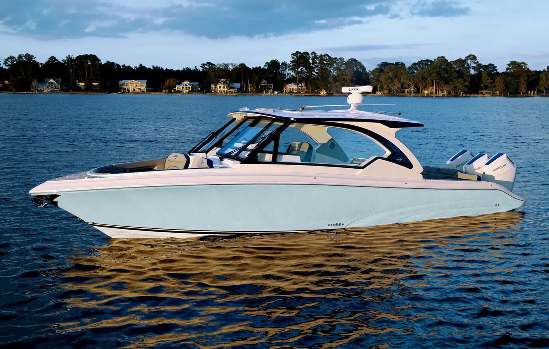 Fountain Powerboats 39 DX for Sale
