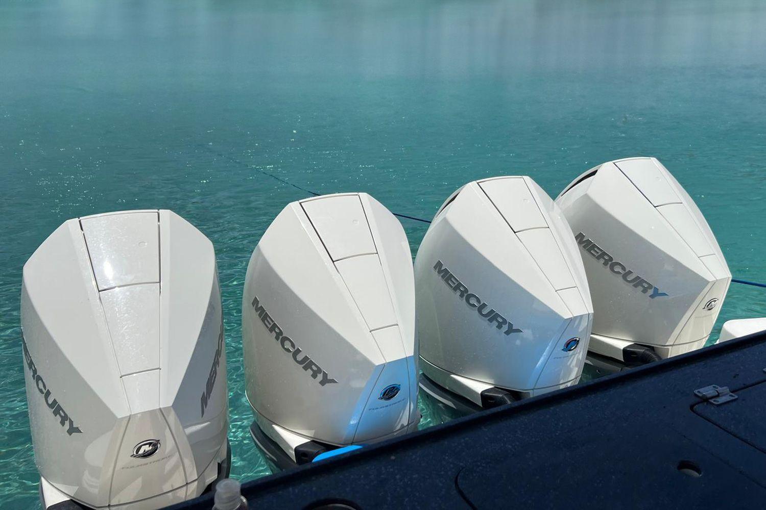 Boston Whaler 405 Conquest For Sale