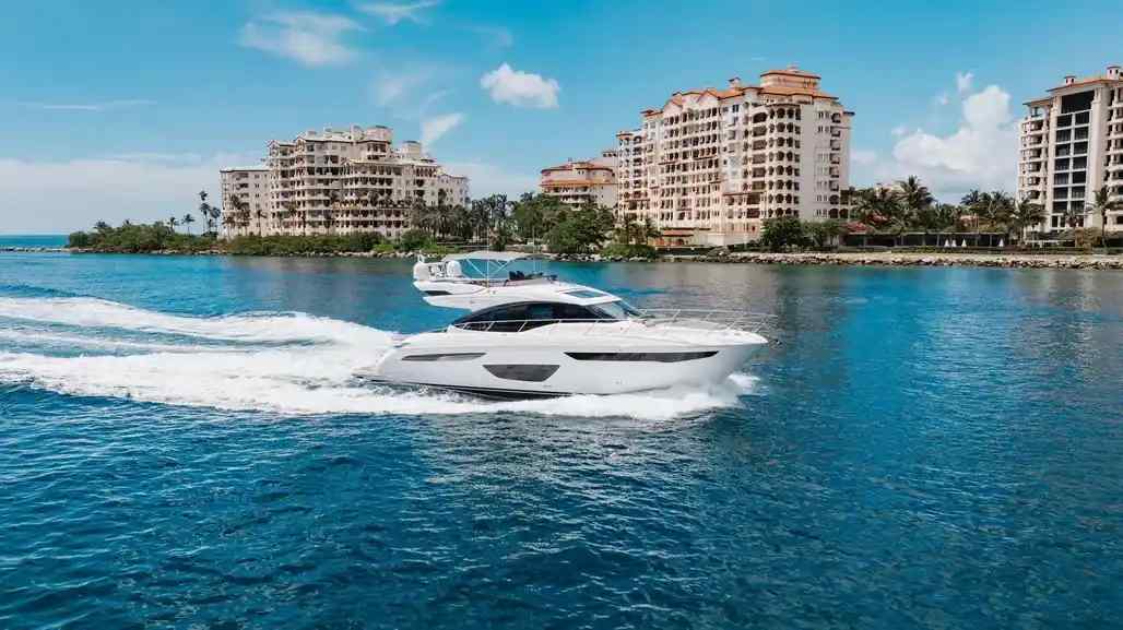 Yacht