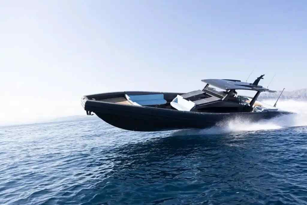 Yacht