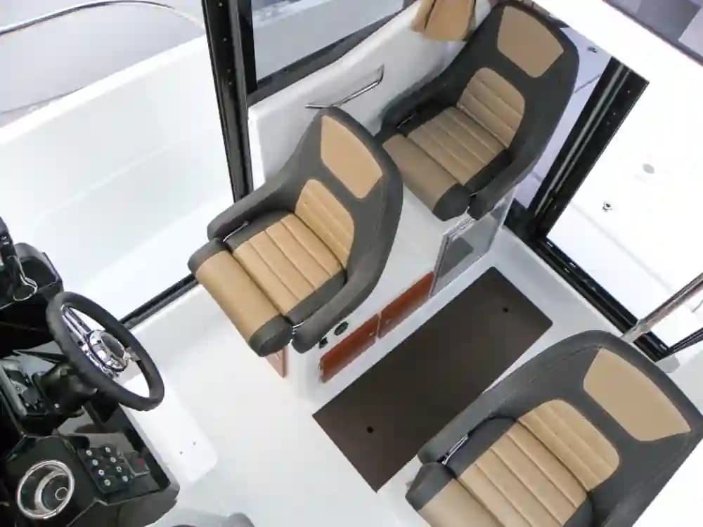 2026 Jeanneau NC 795 Sport for Sale in Fort Lauderdale, Florida Pilothouse 3