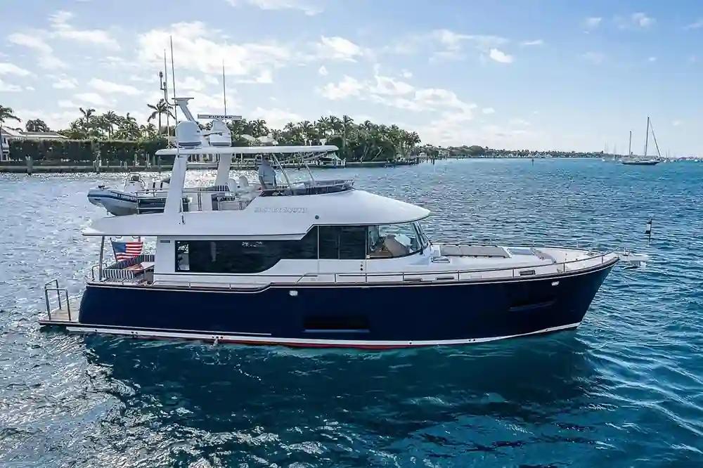 Summit Motoryachts 54 For Sale